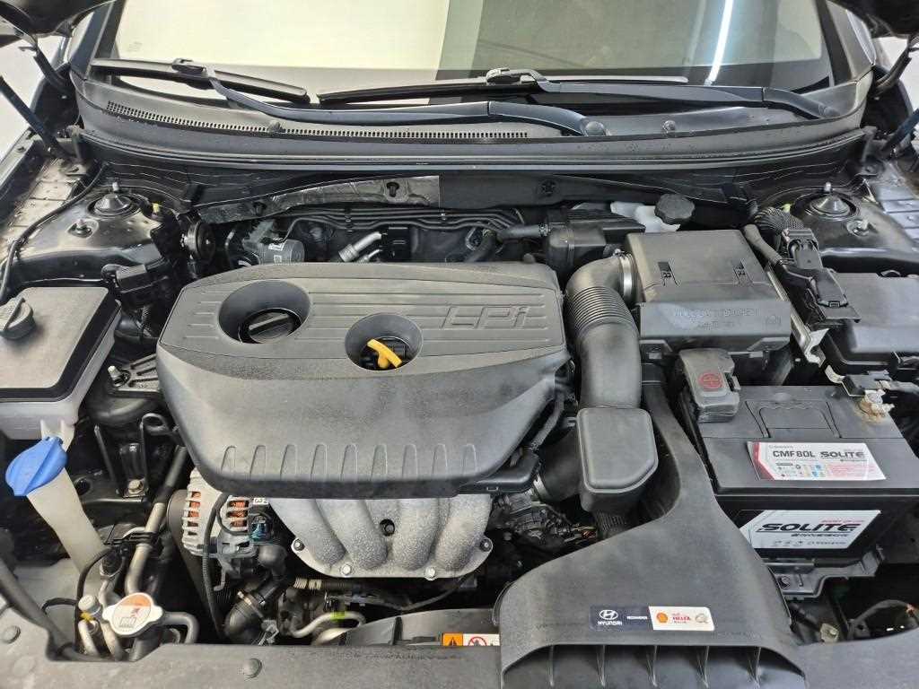 HYUNDAI Sonata - Vista 5