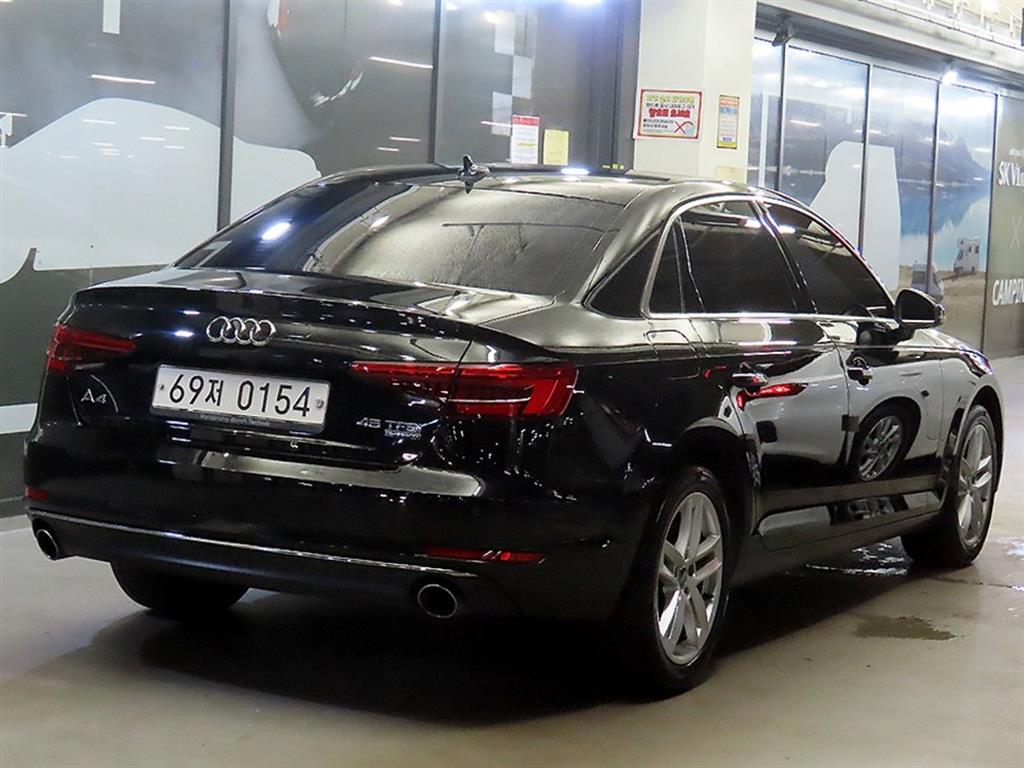 Audi A4 - Vista 4