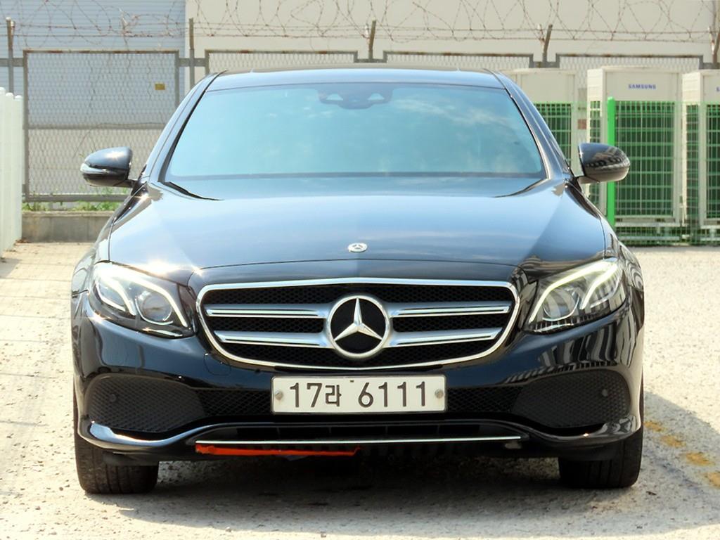 E-클래스 W213 E220d 4MATIC 아방가르드 2017년식