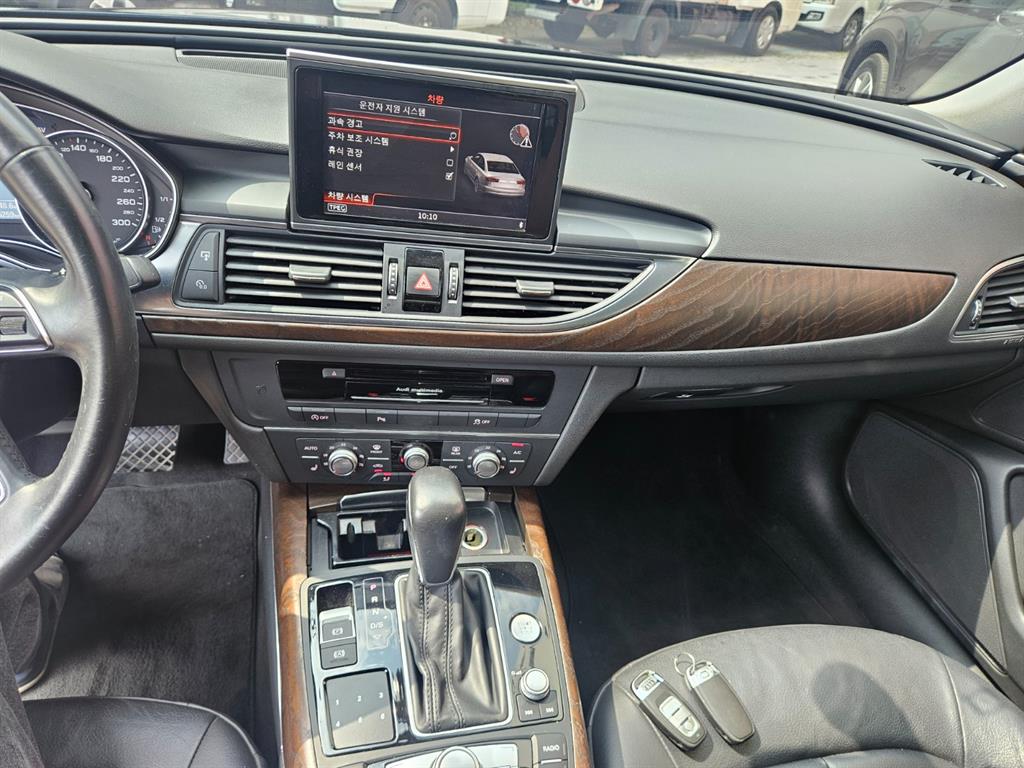 Audi A6 - Vista 5