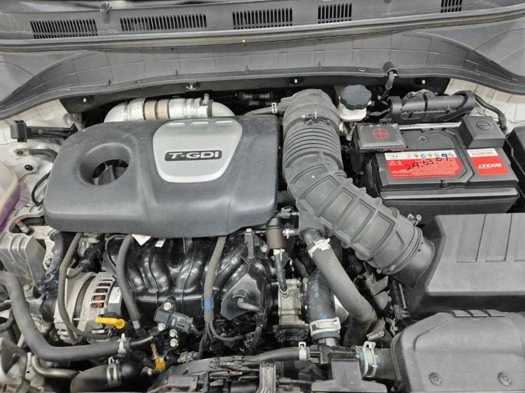 HYUNDAI Kona - Vista 5