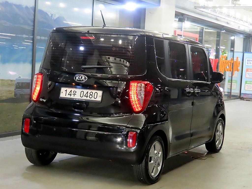 KIA Ray - Vista 4