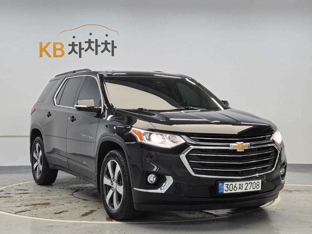 Chevrolet Travers - Vista 4