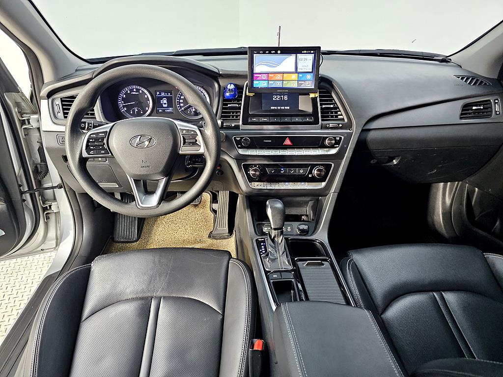 HYUNDAI Sonata - Vista 5