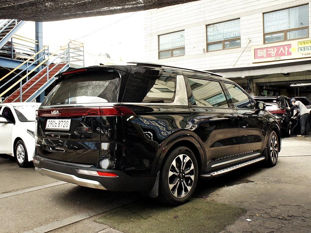 KIA Carnival - Vista 4