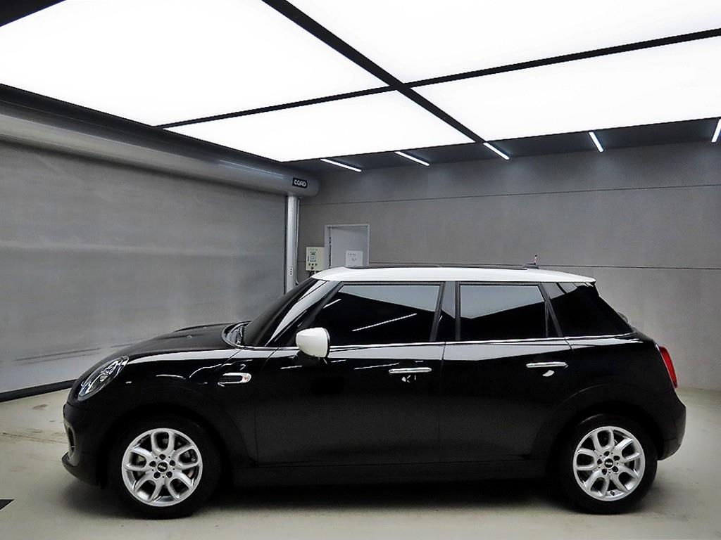 Mini Cooper - Vista 4