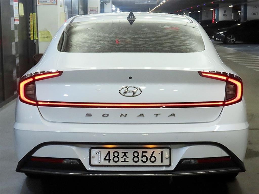 HYUNDAI Sonata - Vista 5