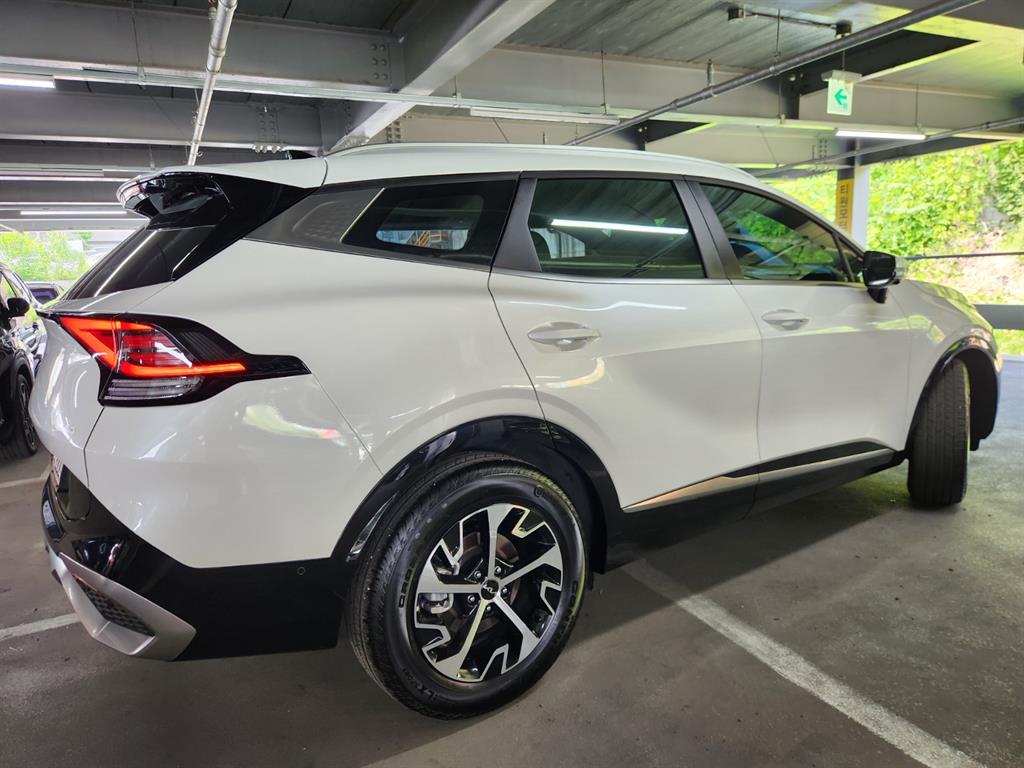 KIA Sportage - Vista 5