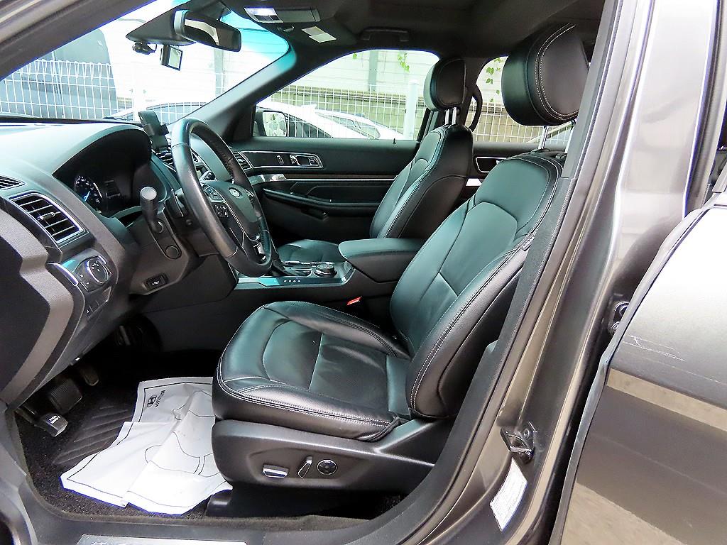 Ford Explorer - Vista 5