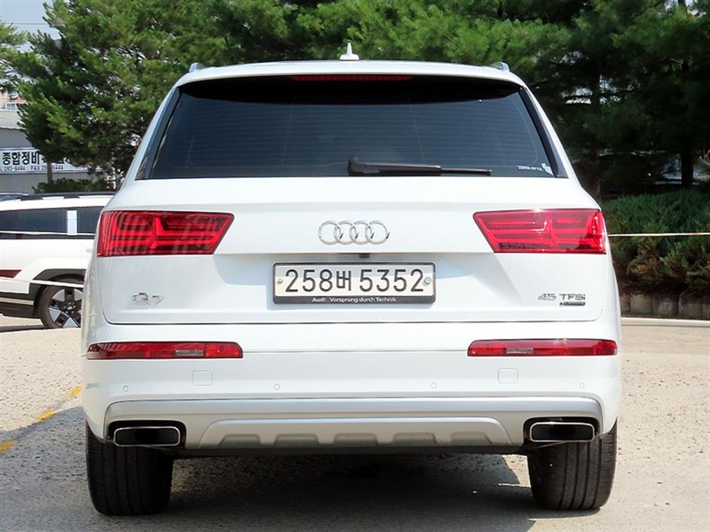 Audi Q7 - Vista 4