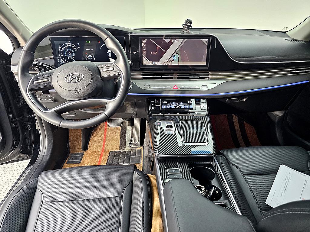 HYUNDAI Grandeur - Vista 5