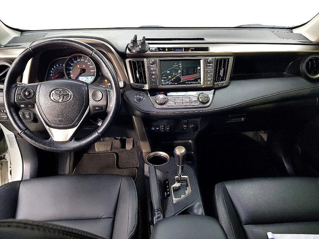 Toyota RAV4 - Vista 5