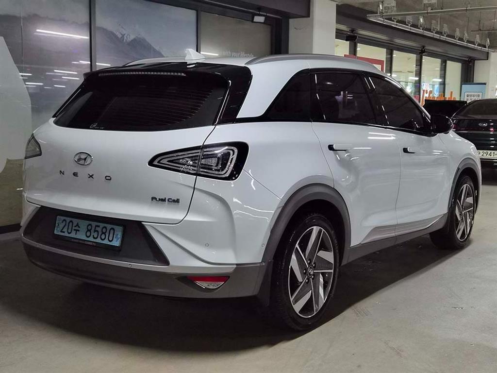 HYUNDAI Nexo - Vista 4