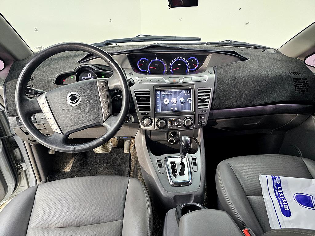 Ssangyong Korando - Vista 5