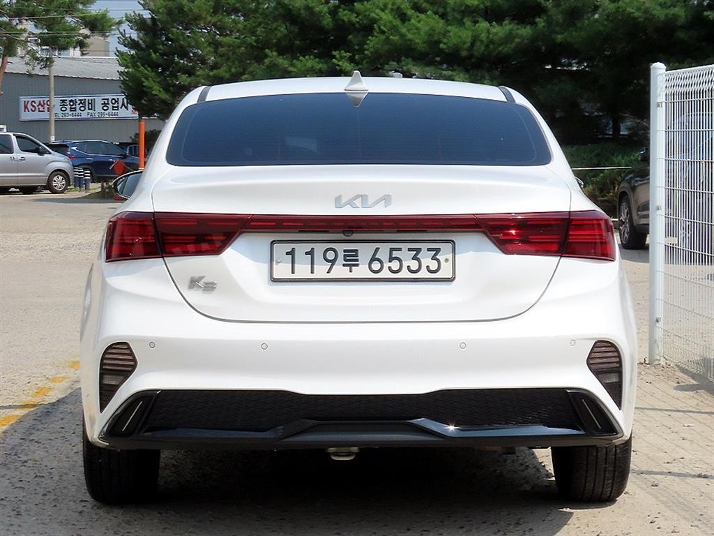 KIA K3 - Vista 4