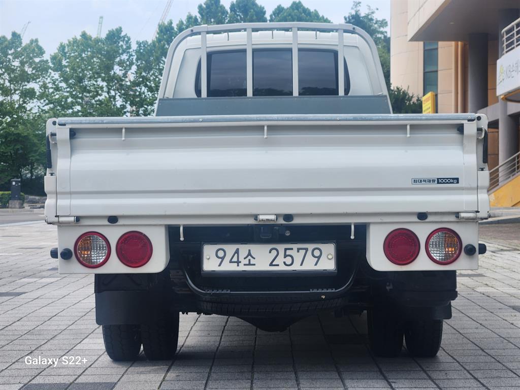 Small Truck Cargo (small) - Vista 4