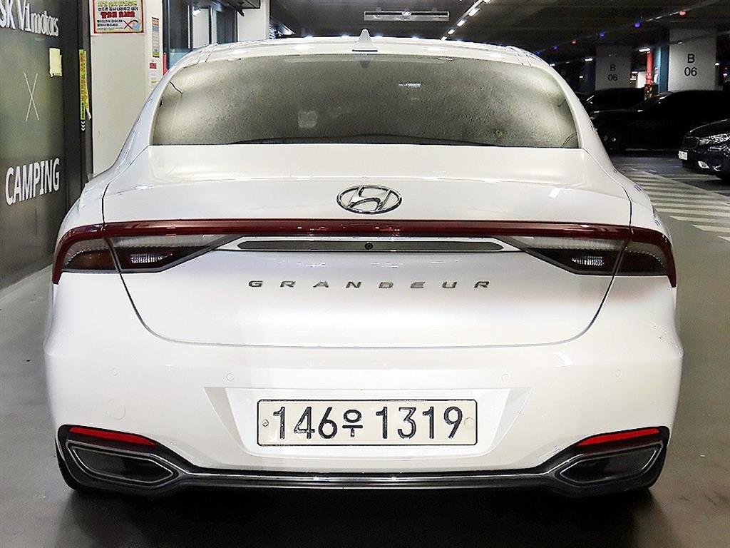 HYUNDAI Grandeur - Vista 5