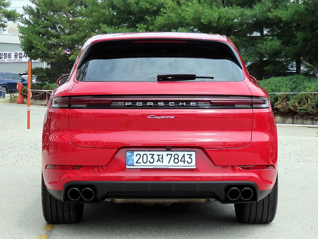 Porsche Cayenne - Vista 4