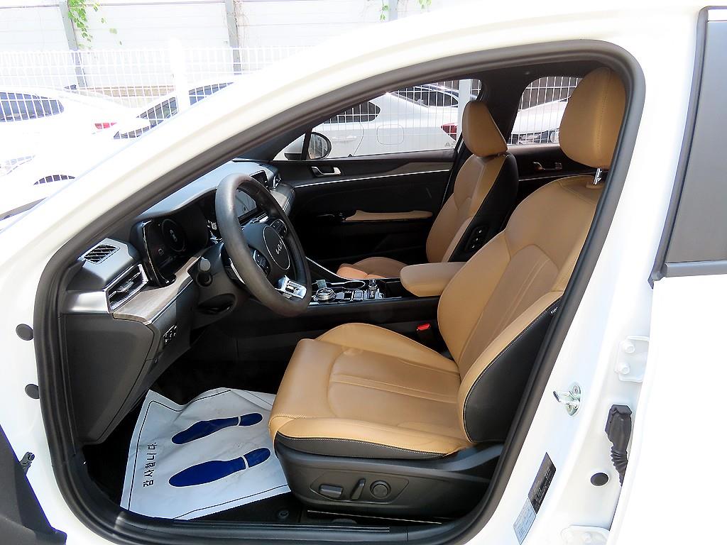 KIA K5 - Vista 5
