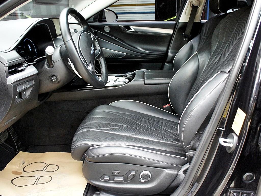 Genesis G80 - Vista 5