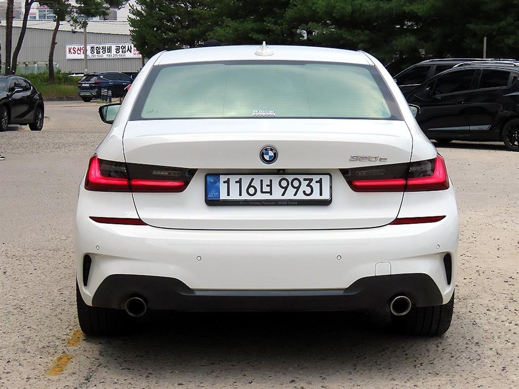 BMW 3 series - Vista 4