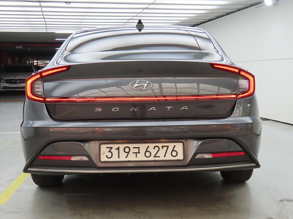 HYUNDAI Sonata - Vista 4
