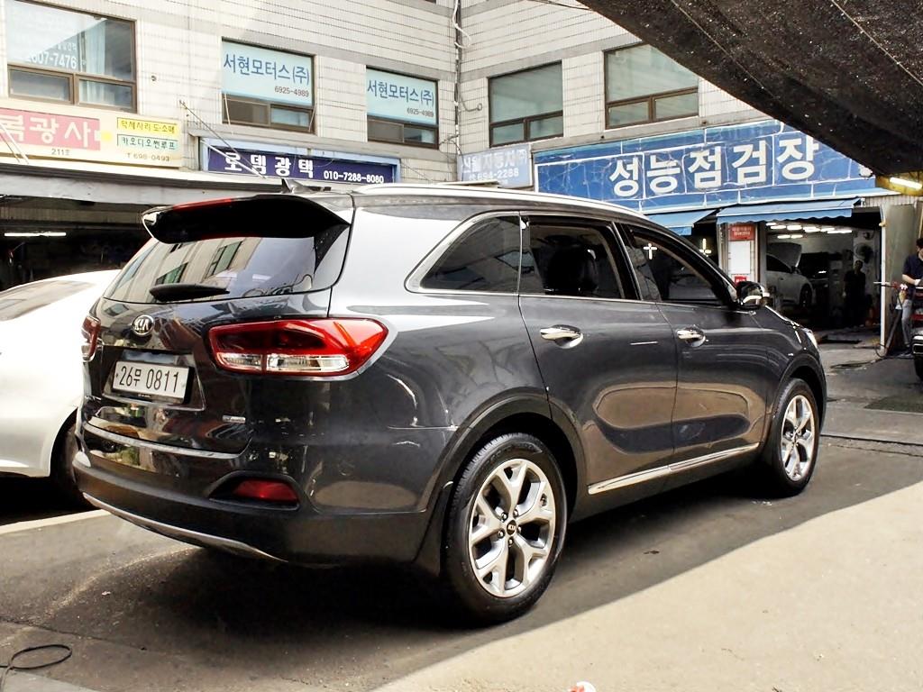 KIA Sorento - Vista 4