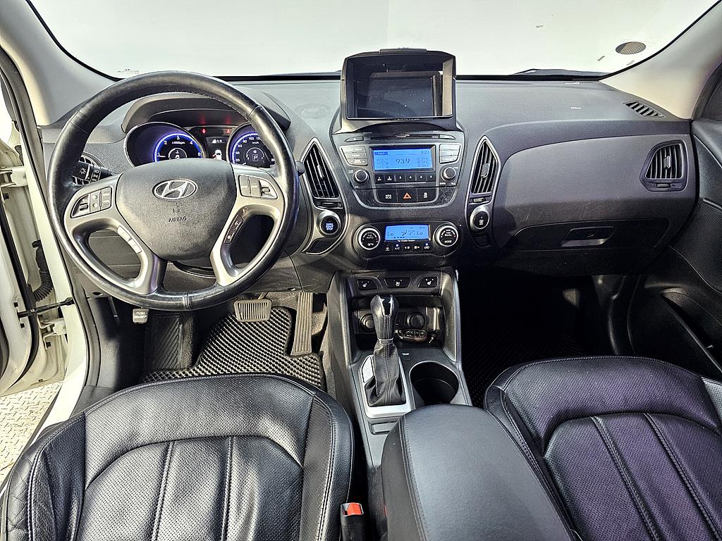 HYUNDAI Tucson - Vista 5
