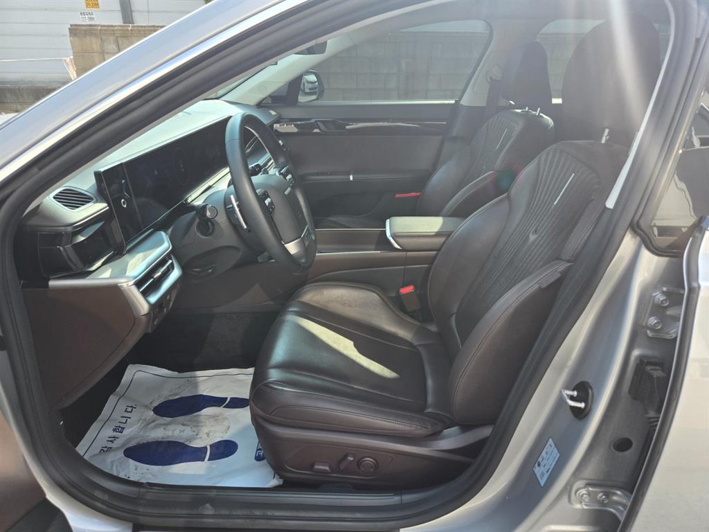 HYUNDAI Grandeur - Vista 5