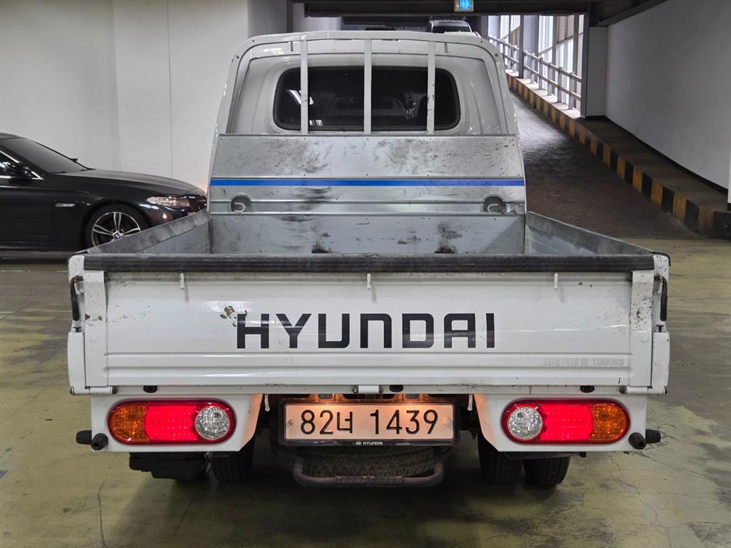 Small Truck Cargo (small) - Vista 4