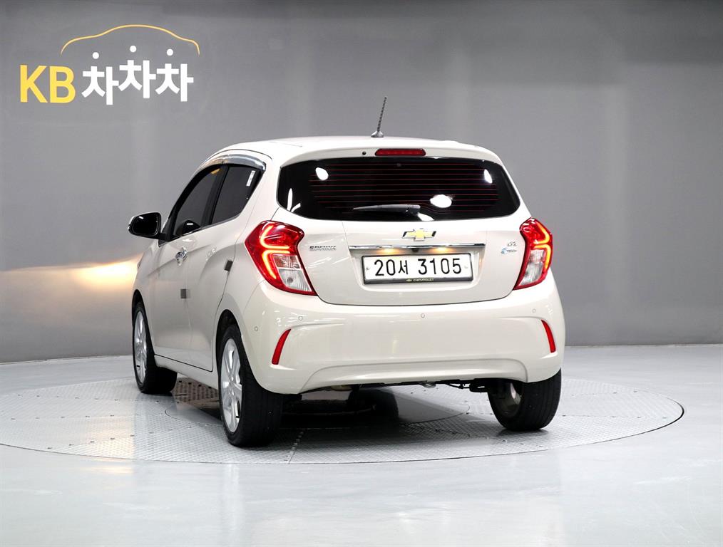 Chevrolet Spark - Vista 4
