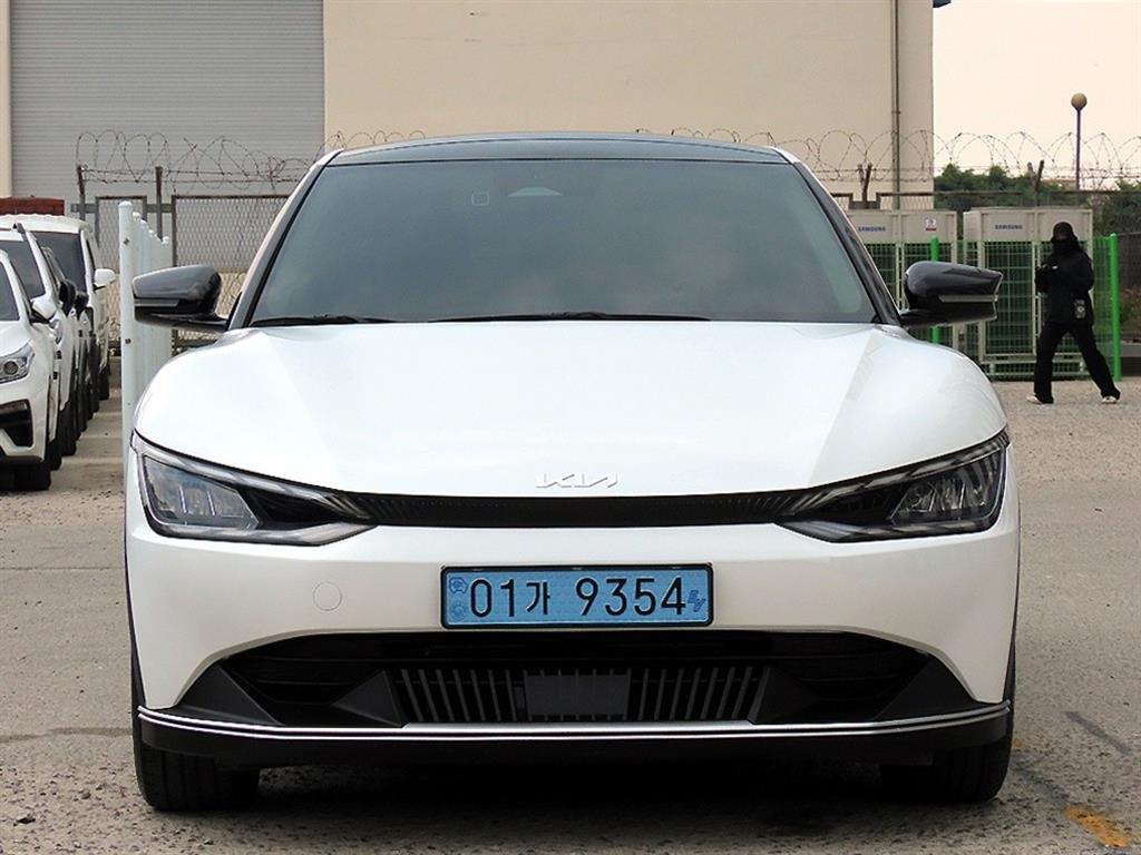 EV6 롱레인지 에어 2022년식
