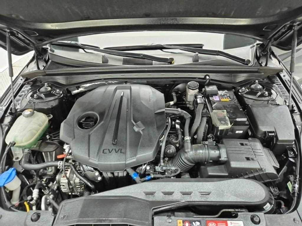 KIA K5 - Vista 5