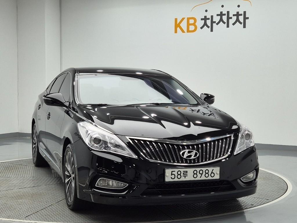 HYUNDAI Grandeur - Vista 4