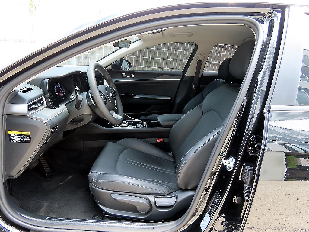 KIA K5 - Vista 5