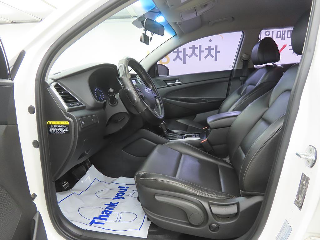 HYUNDAI Tucson - Vista 5