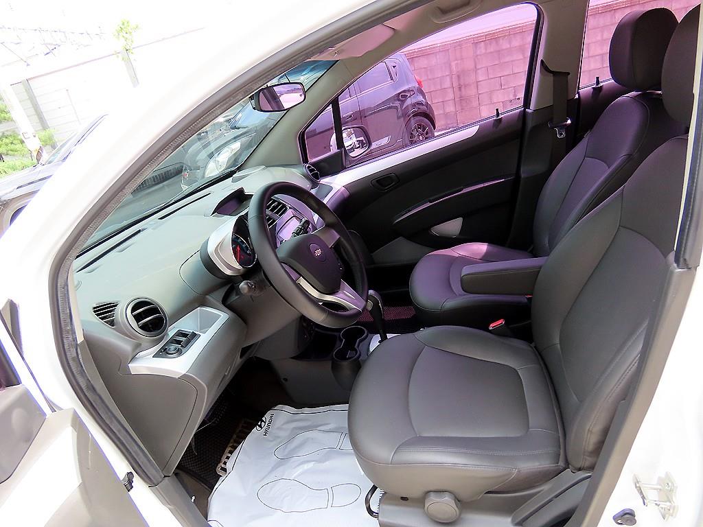 Chevrolet Spark - Vista 5