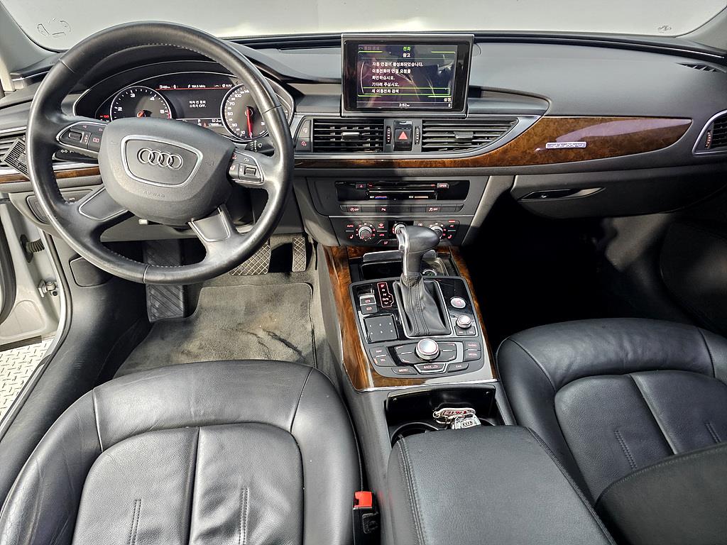 Audi A6 - Vista 5
