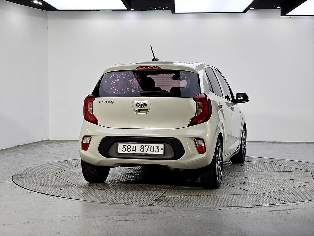 KIA Morning - Vista 4