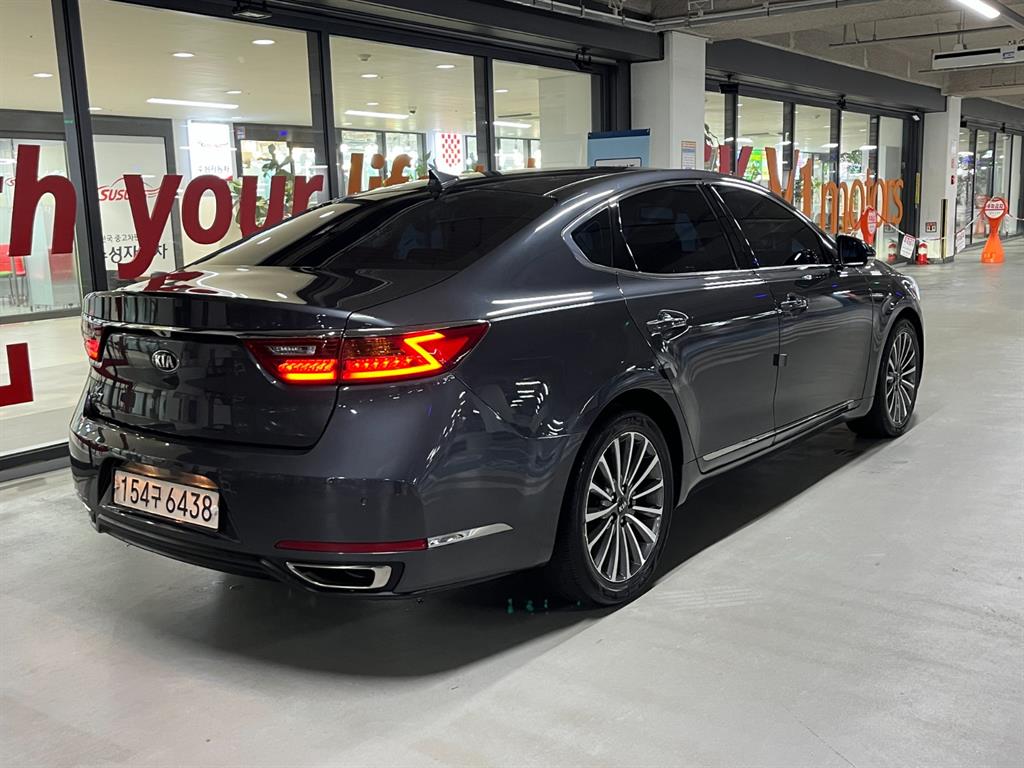 KIA K7 - Vista 4