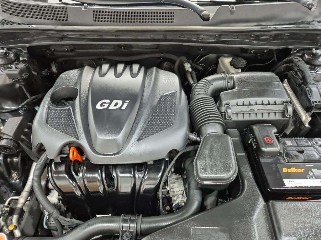 HYUNDAI Grandeur - Vista 5