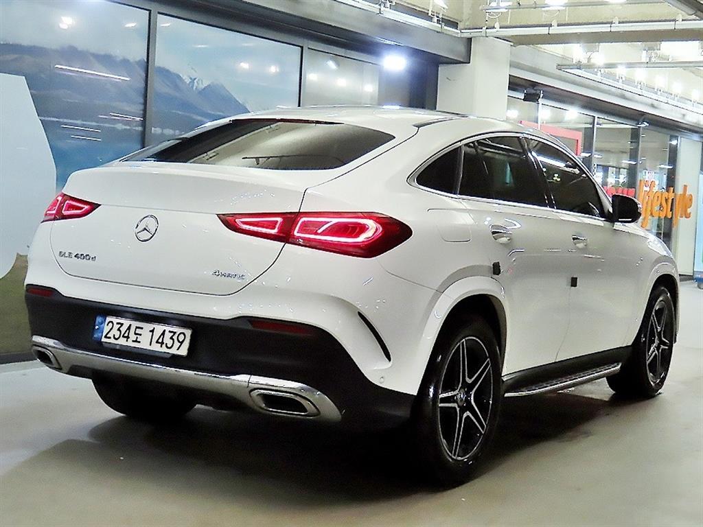 Mercedes Benz GLE Class - Vista 4