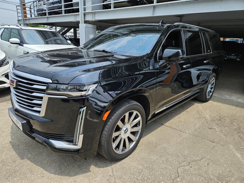 Cadillac Escalade 6.2 ESV Premium Luxury Platinum — фото 3