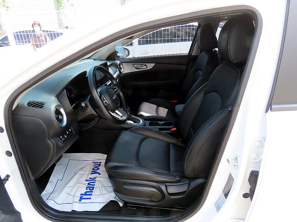 KIA K3 - Vista 5