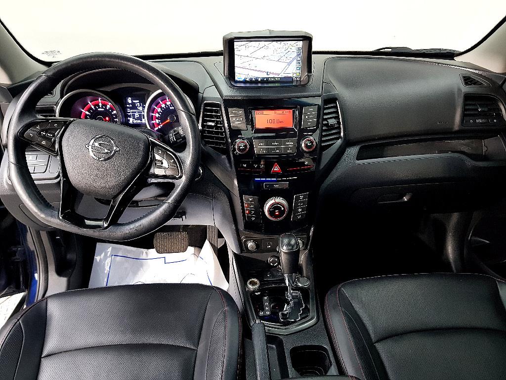 Ssangyong Tivoli - Vista 5