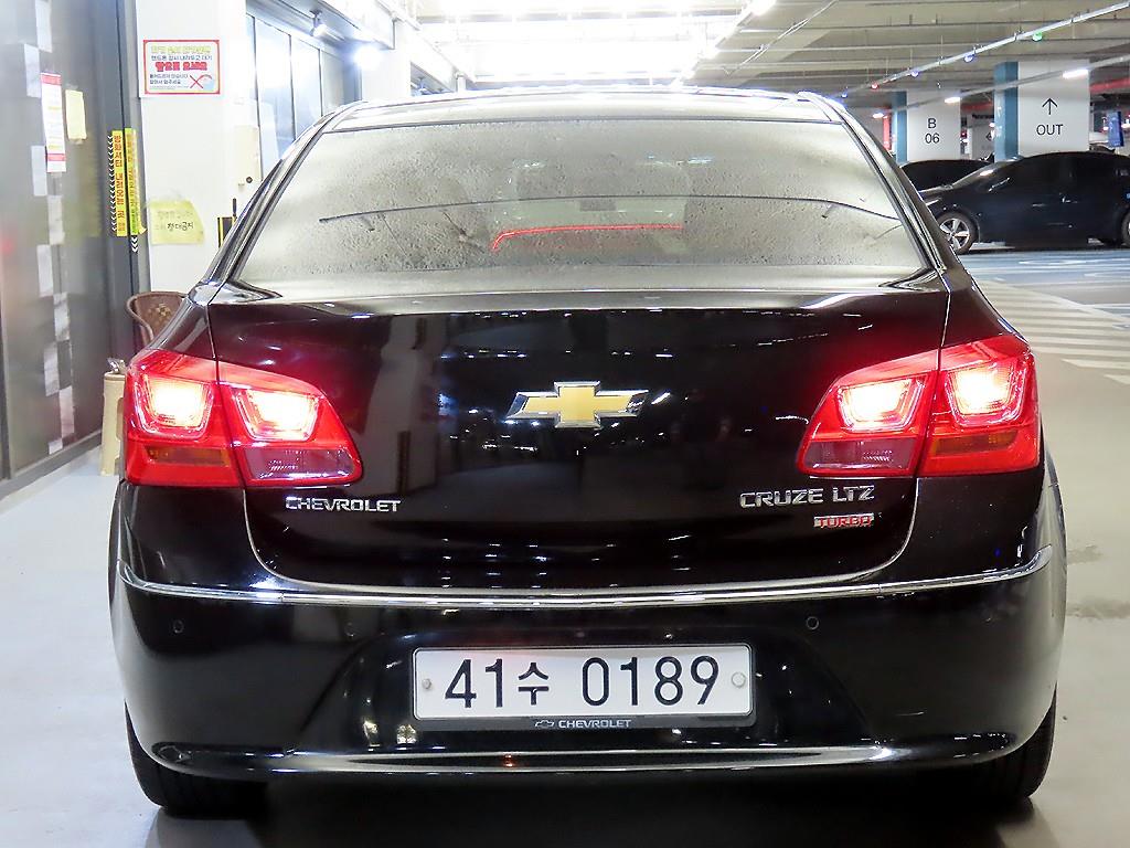 Chevrolet Cruise - Vista 5