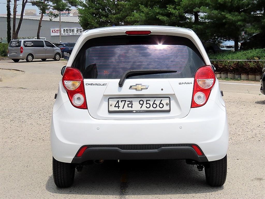 Chevrolet Spark - Vista 4