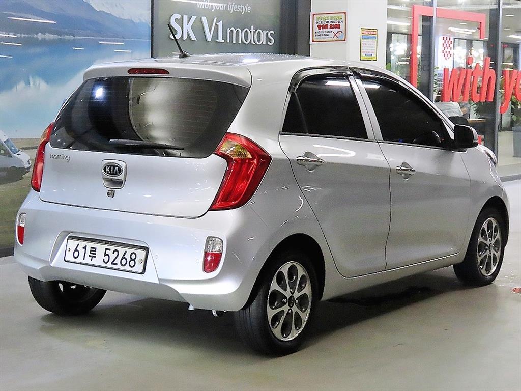 KIA Morning - Vista 4