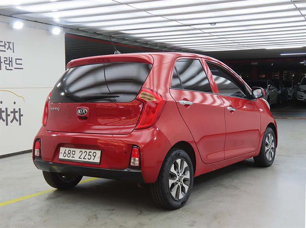 KIA Morning - Vista 4