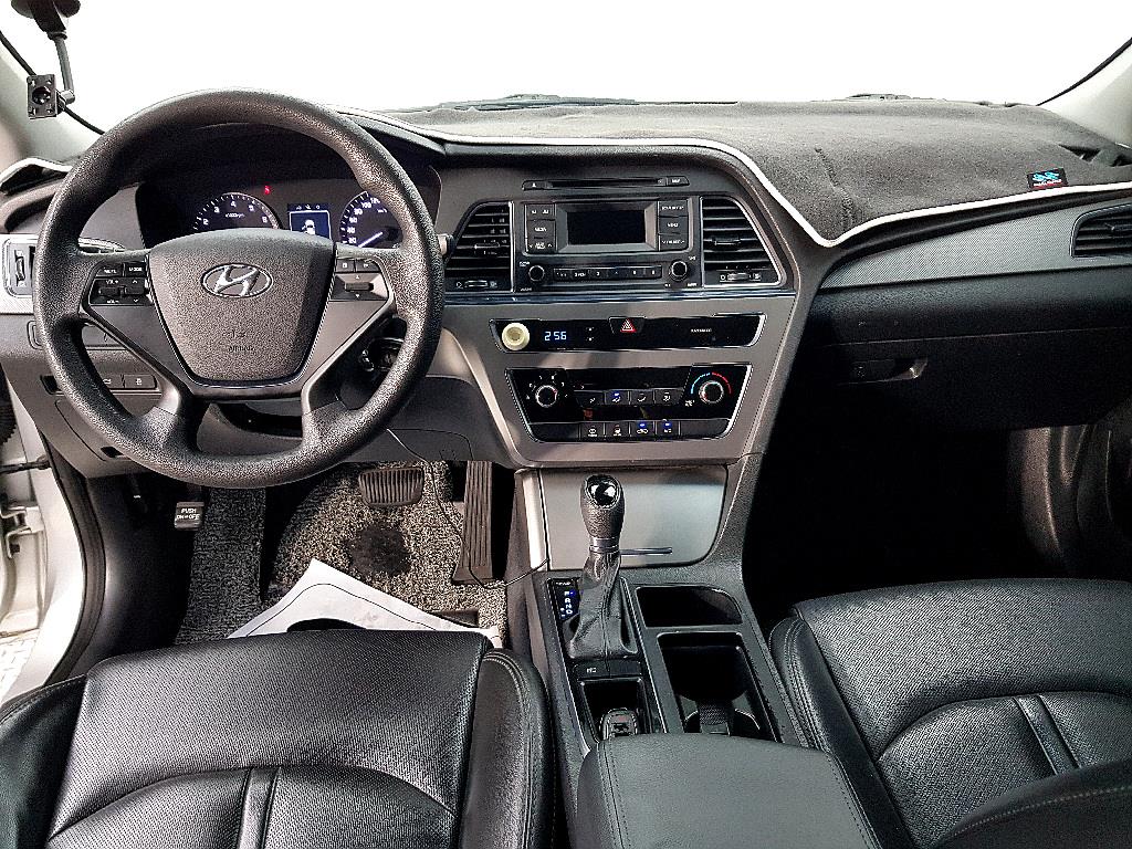 HYUNDAI Sonata - Vista 5